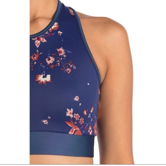 NWT Maaji Cross Sports Bra Women's Size Small Blue Strap Impact Reversib… - Picture 4 of 5